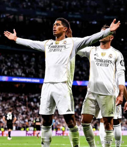 3-0到4-0!拜仁欧冠狂飙夜惊现38分钟1球杀神,皇马1-0暗藏玄机